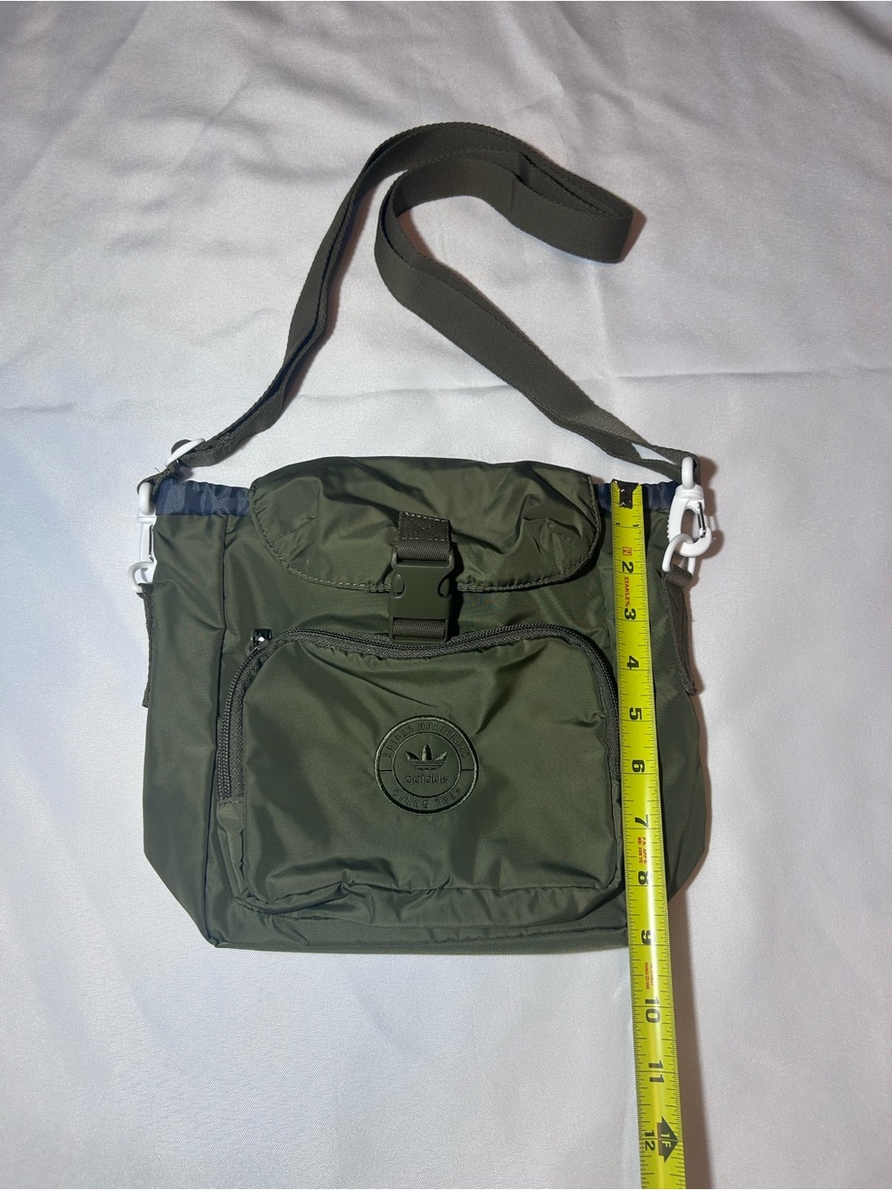 Olive Green Adidas Mini 3.0 Nylon Streetwear Athleisure Backpack/Shoulder Ba - Picture 5 of 10